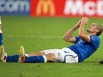 Juventus defender gets away wi...